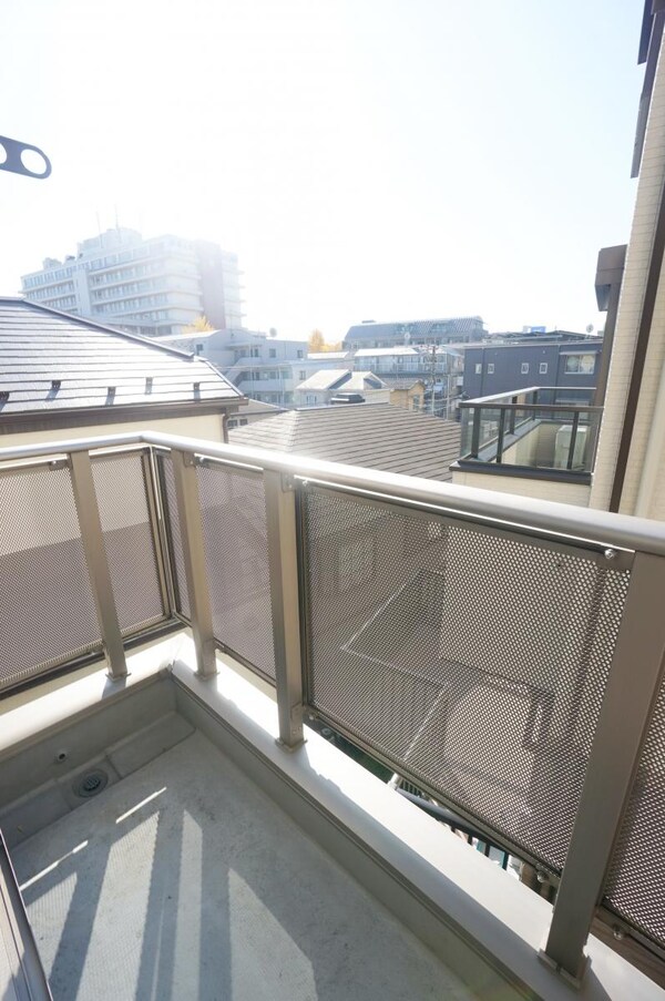 バルコニー(※別部屋参考写真です)