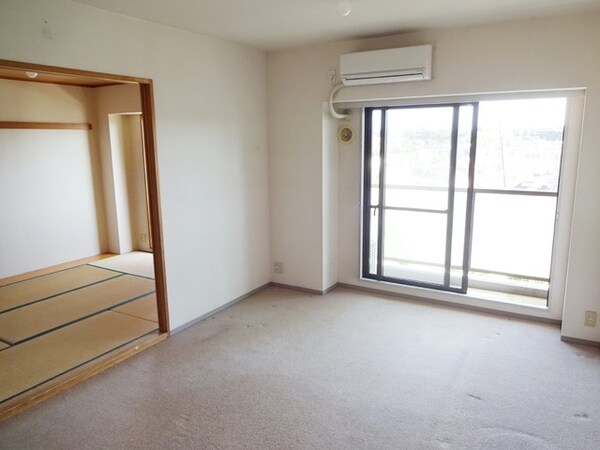 リビング・居室(★タウンハウジング鷺沼店まで→ＴＥＬ0448706656★)