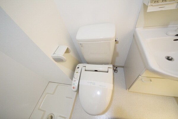 トイレ(同シリーズ)