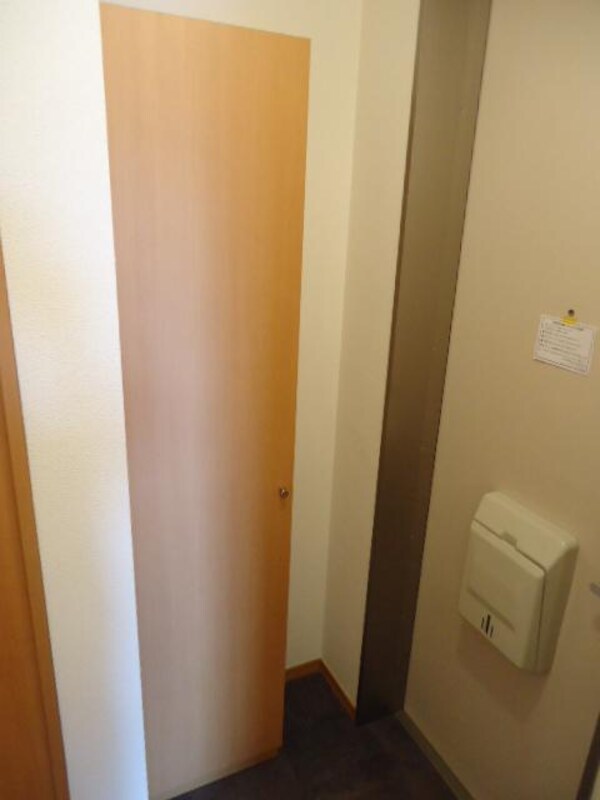 玄関(★オートロック付きマンション・都市ガス★)