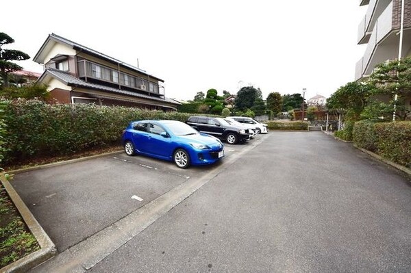 駐車場(★駐車場★)