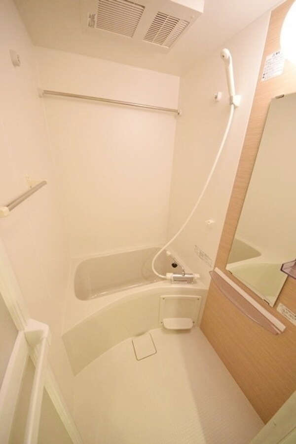 バス／シャワールーム等(★★同物件別部屋参考画像★★)