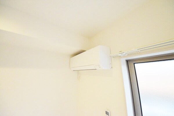 設備(エアコン完備)