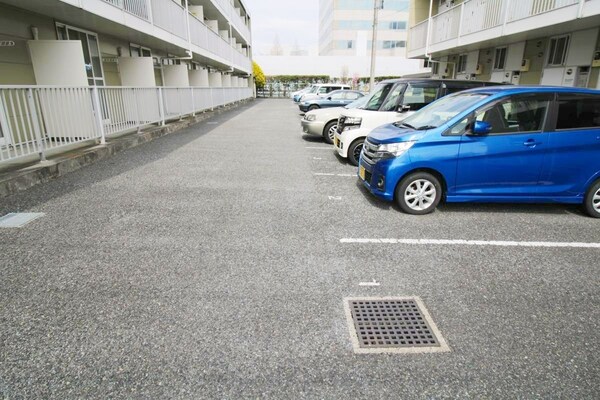 駐車場(駐車場)