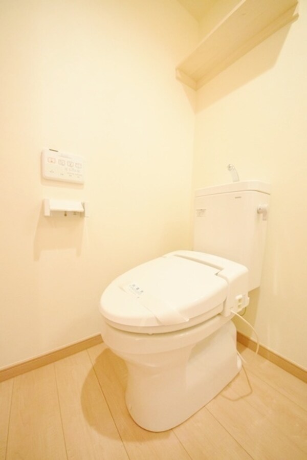 トイレ(日当り良好築浅おススメ物件)