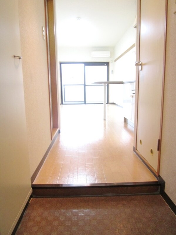 玄関(★玄関からみた部屋の景色★)