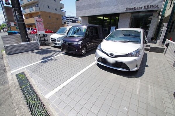 駐車場(★駐車場★)
