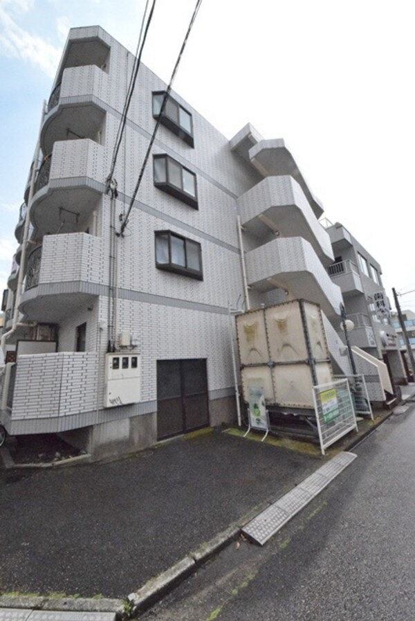 外観(★駅か徒歩8分★買い物施設充実★)