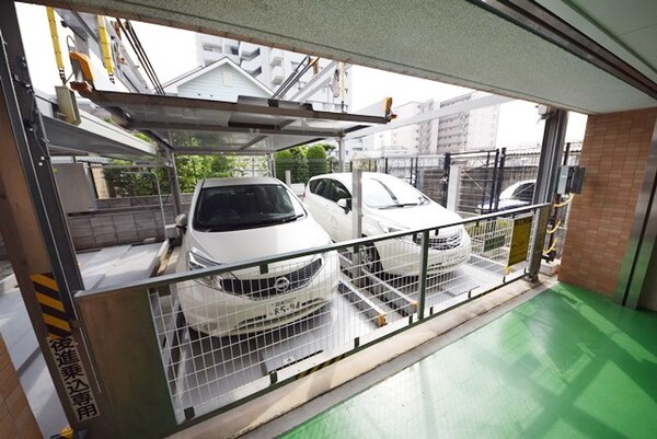 駐車場(★洋室１０帖以上・築浅・駅近★)