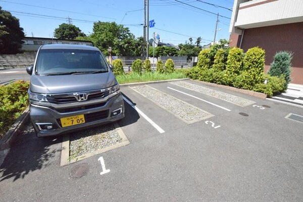 駐車場(★駐車場★)