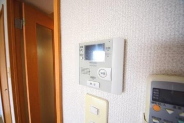 設備(★築浅オートロックマンション★帰り道も明るい★１Ｆコンビニ★)
