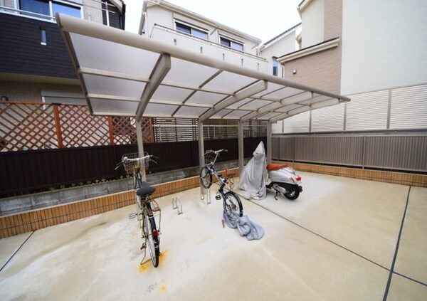 共有部分(★★屋根付駐輪場★★)