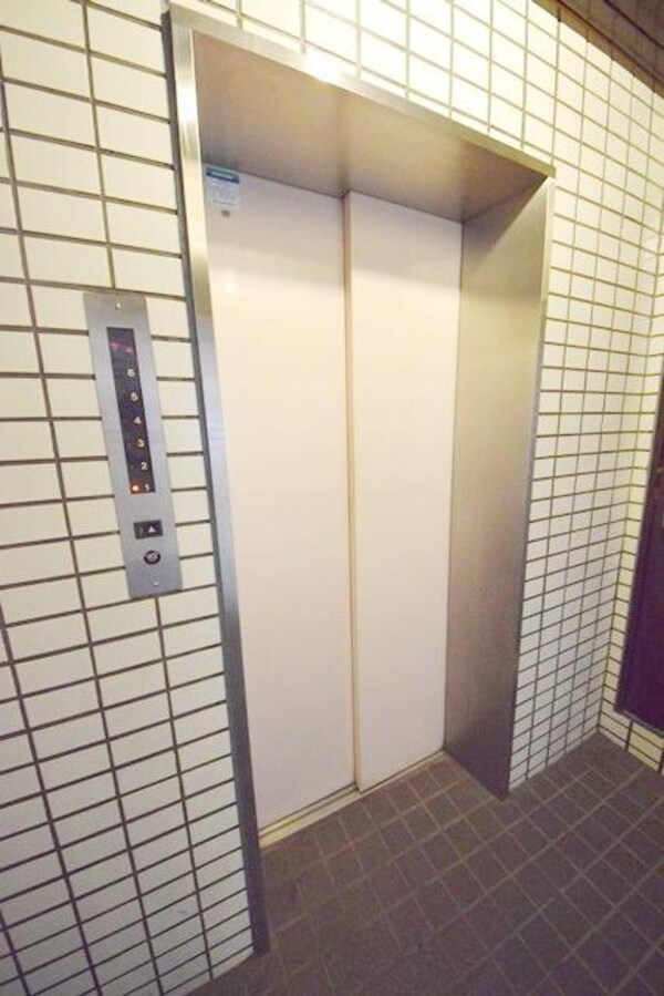 外観(★駅徒歩1分！RC造！都市ガス！駅までほぼ平坦★)