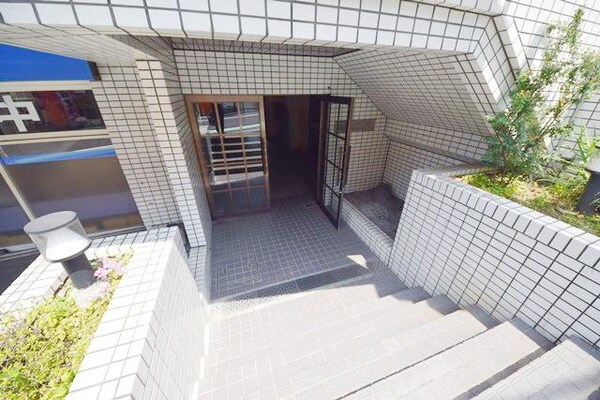 駐車場(★駅徒歩1分！RC造！都市ガス！駅までほぼ平坦★)