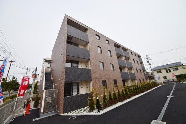 外観(★長く住んでもお得な更新料不要★)