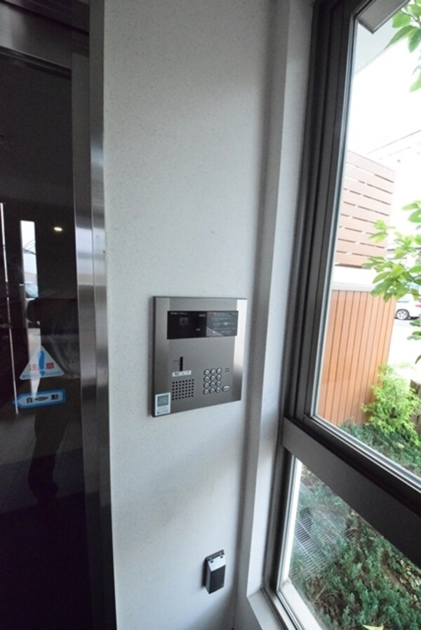 エントランス(★駅徒歩圏内・オートロック付マンション★)