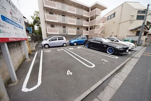 駐車場(敷地駐車場は要空き確認)