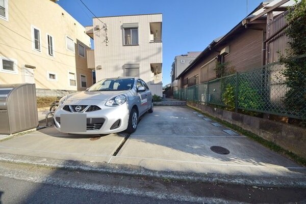 駐車場(★駐車場★)