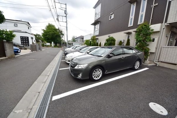 駐車場(★駐車場★)