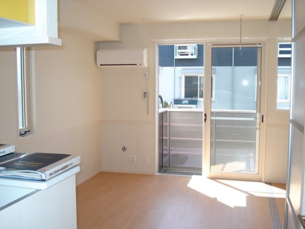 リビング・居室(日当り良好)