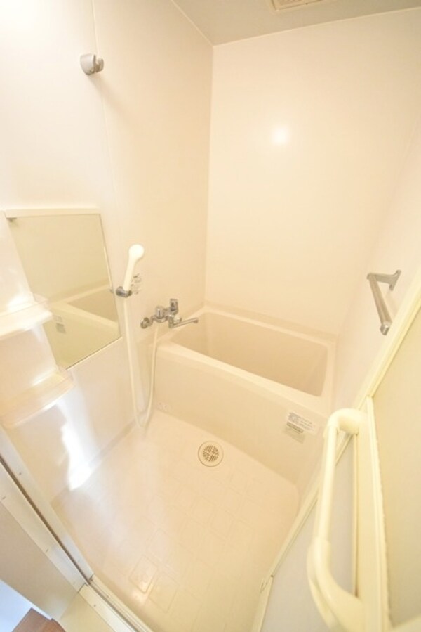 バス／シャワールーム等(バス／シャワールーム等)