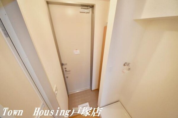 玄関(※別部屋のお写真です※)