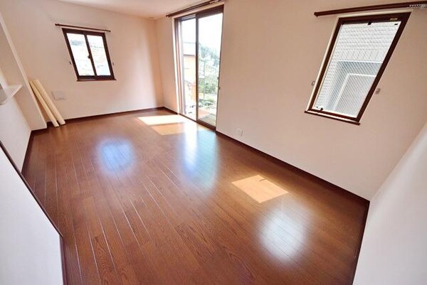 リビング・居室(★築浅戸建賃貸！駐車場２台付き★)