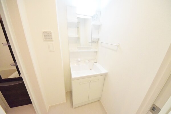 洗面(★★忙しい朝に重宝される独立洗面台★★)