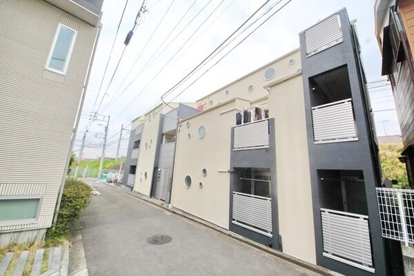 外観(★大倉山店スタッフが周辺も含めてご案内致します★)