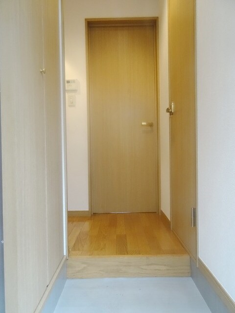 物件内観写真7　(★玄関スペース★)