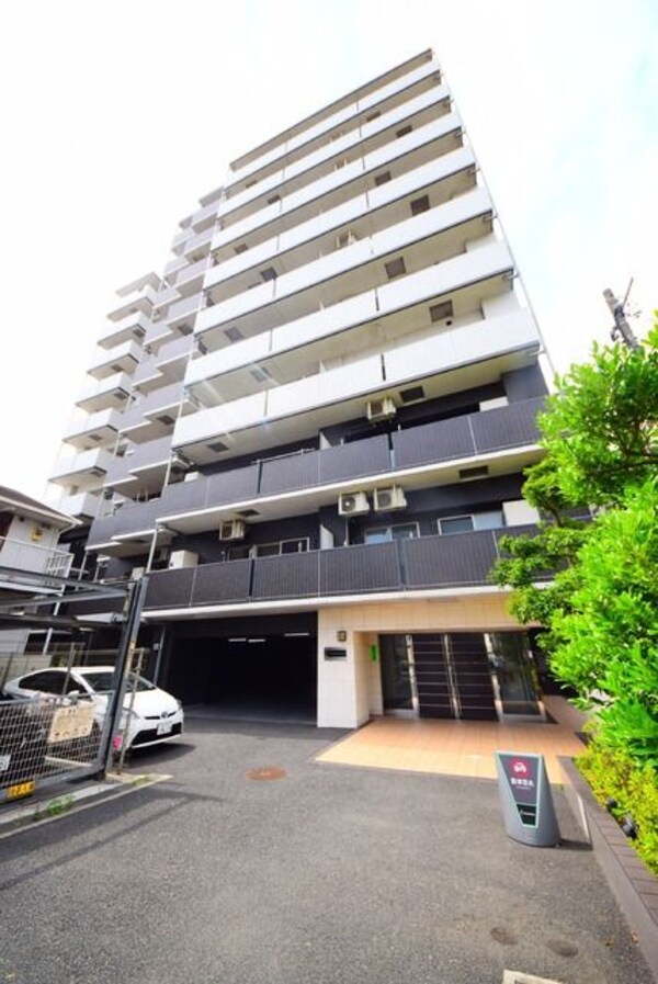 外観(★★重厚感のあるつくり★★)