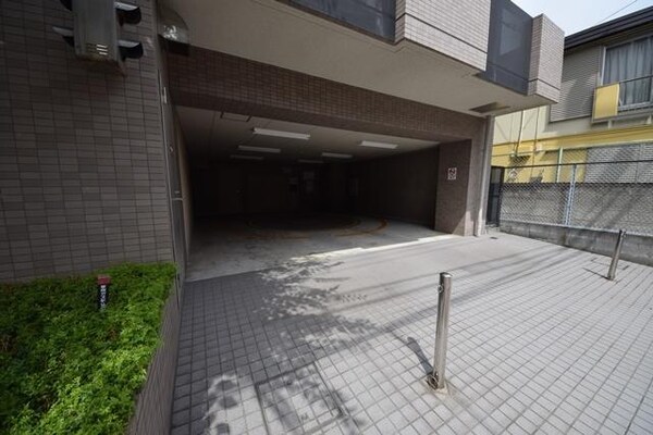 駐車場(★★駐車場★★)