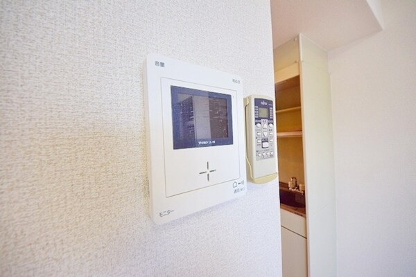 セキュリティ(★モニター付きインターホン★)