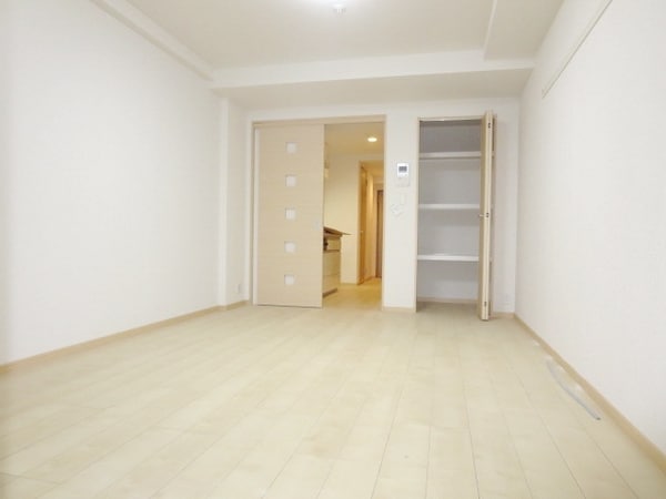 リビング・居室(★洋室9.1帖のお部屋です★)