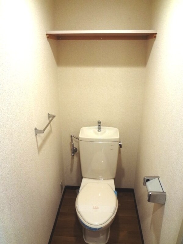 トイレ(閑静な住宅地！設備・収納充実)
