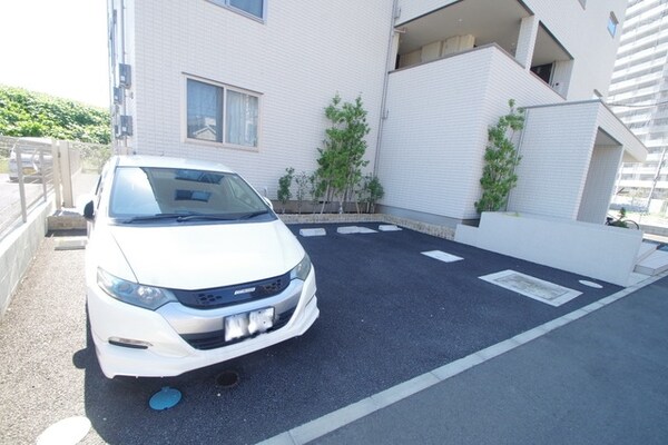 駐車場(★敷地内駐車場★)