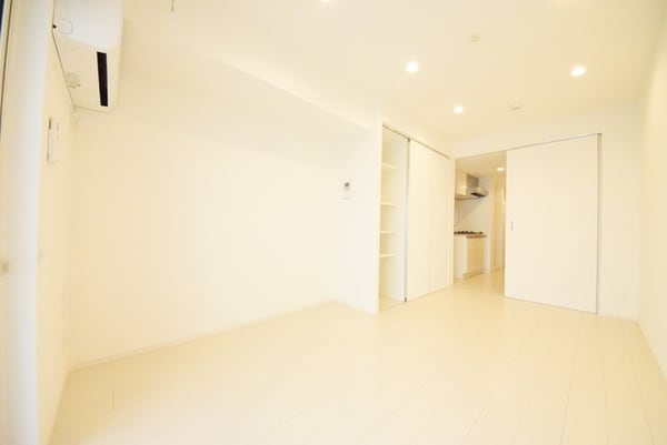 寝室(★★木目調の落ち着きのあるフローリング★★)