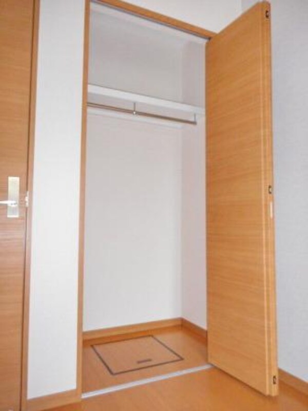 収納(★★オシャレな外観・内観の新築賃貸住宅★★)