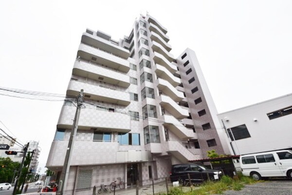 外観(★駅から徒歩8分・日当たり良好★)