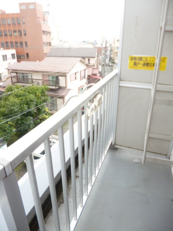 設備(★バルコニーはしっかりと付いています★)