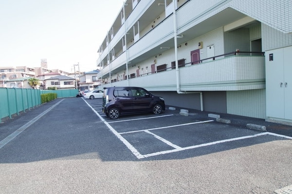 駐車場(★駐車場★)