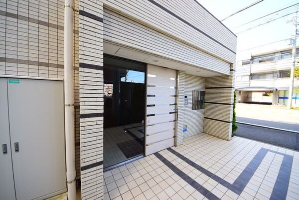 エントランス(★★オートロック対応マンション★★)