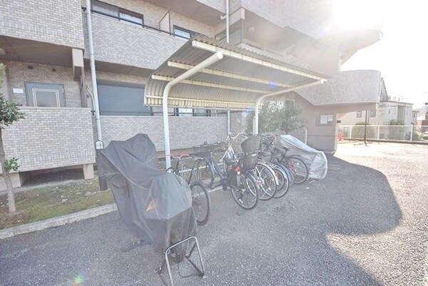 共有部分(★屋根付き自転車置場です★)