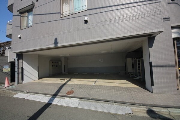 駐車場(★お問い合わせはタウンハウジング中央林間店まで★)