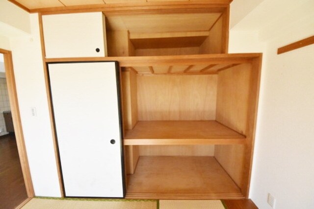 物件内観写真10　(★広い収納★)