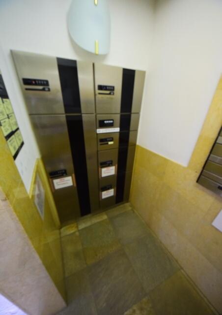 物件内観写真16　(★★便利な宅配ＢＯＸ★★)