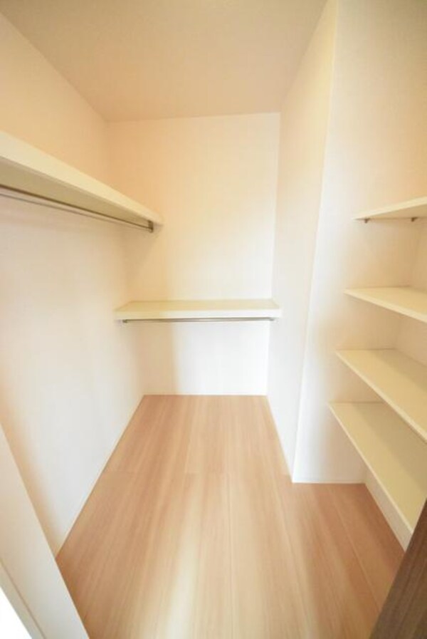 設備(★大容量の収納でお部屋もスッキリ★)