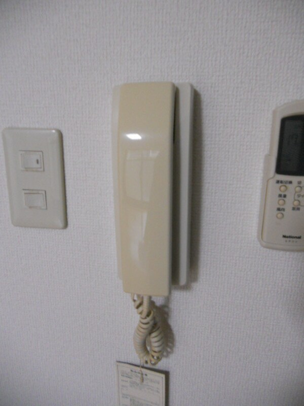 設備(★3階角部屋・敷地内駐車場有★)