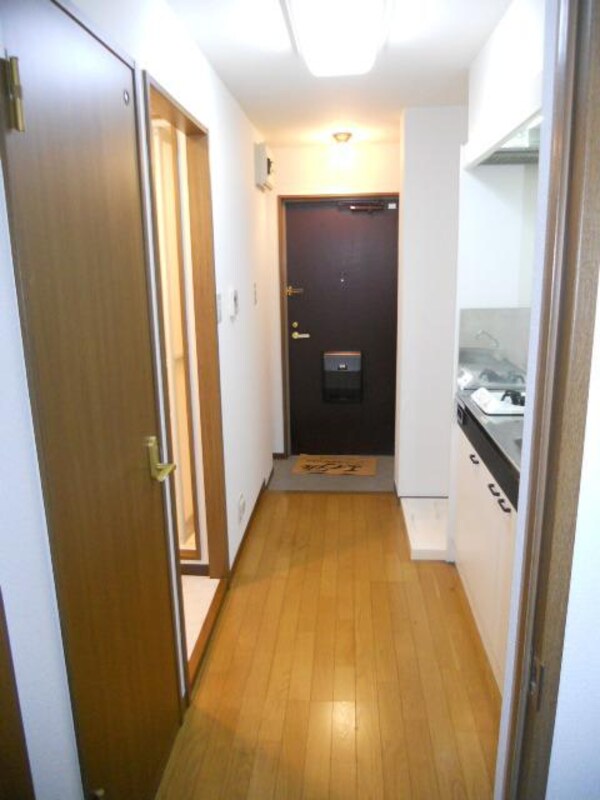 キッチン(★3階角部屋・敷地内駐車場有★)