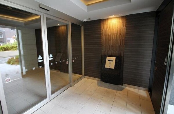 エントランス(エントランス)